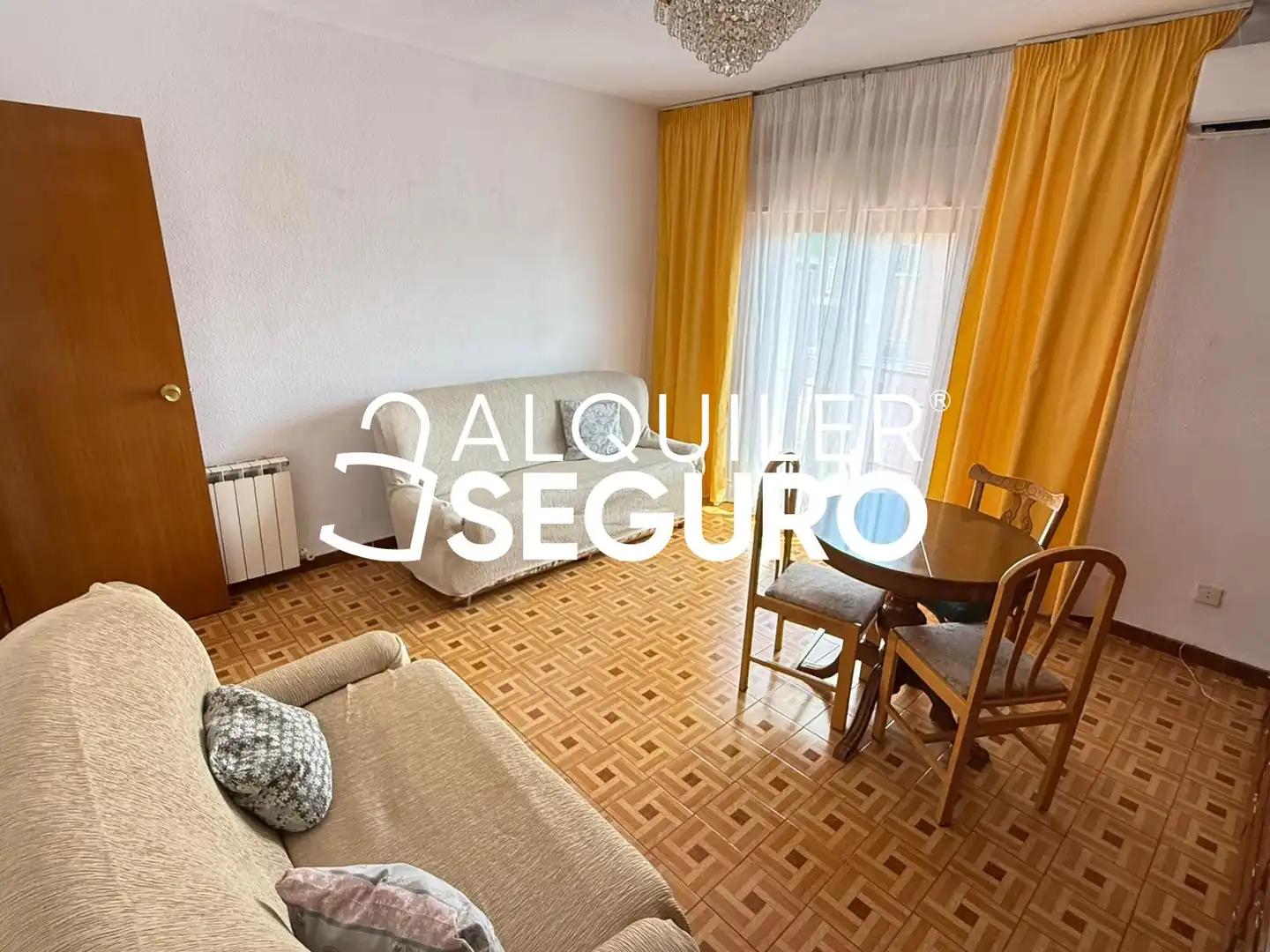 Sala de estar de Piso de alquiler en Madrid con Aire acondicionado, Calefacción y Terraza