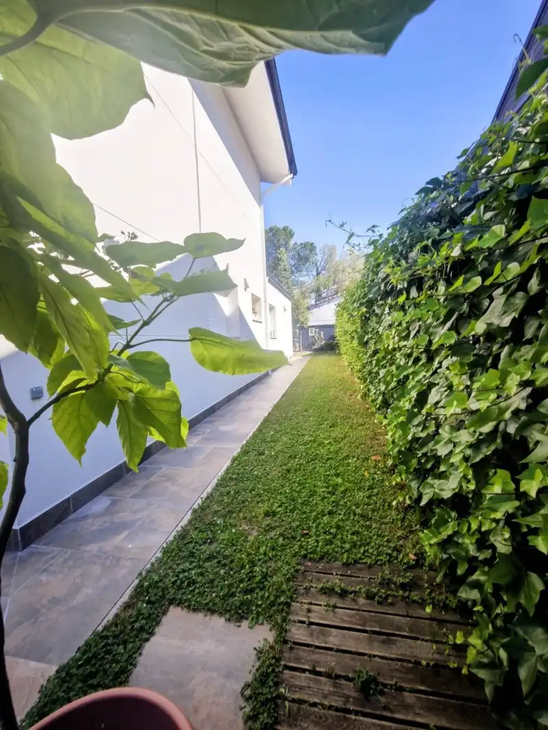Jardí de Casa o xalet en venda en Moralzarzal amb Aire condicionat, Calefacció i Piscina