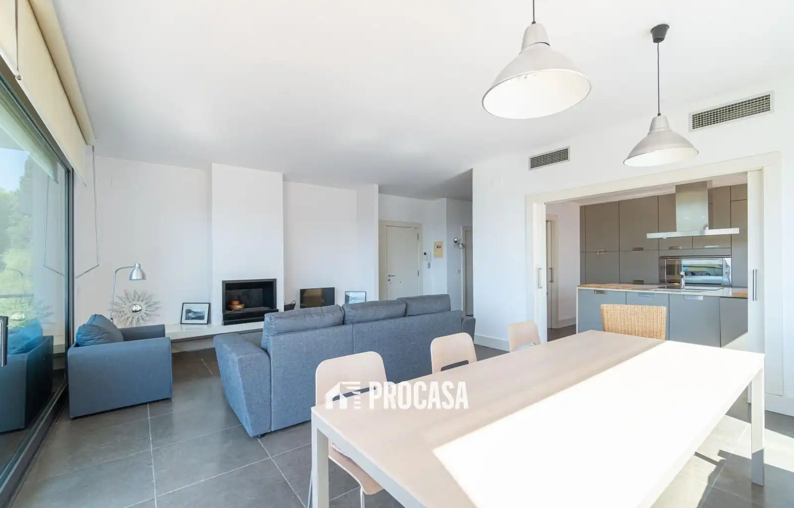 Sala d'estar de Casa o xalet en venda en Roses amb Aire condicionat, Calefacció i Traster