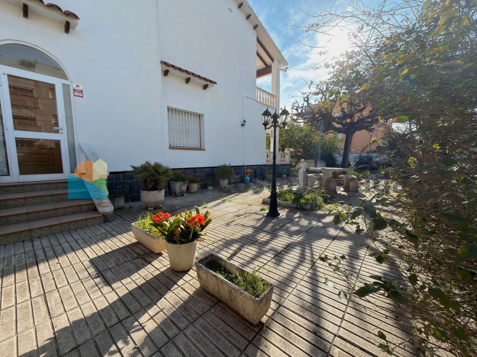 Jardí de Casa adosada en venda en Cubelles amb Calefacció, Jardí privat i Terrassa