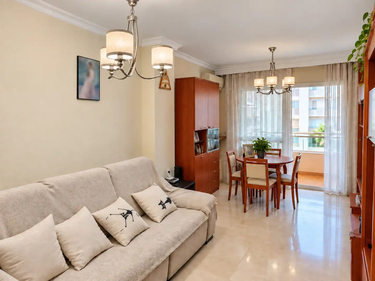 Flat with pool for sale in Calle Mesonero Romanos, imagen 2