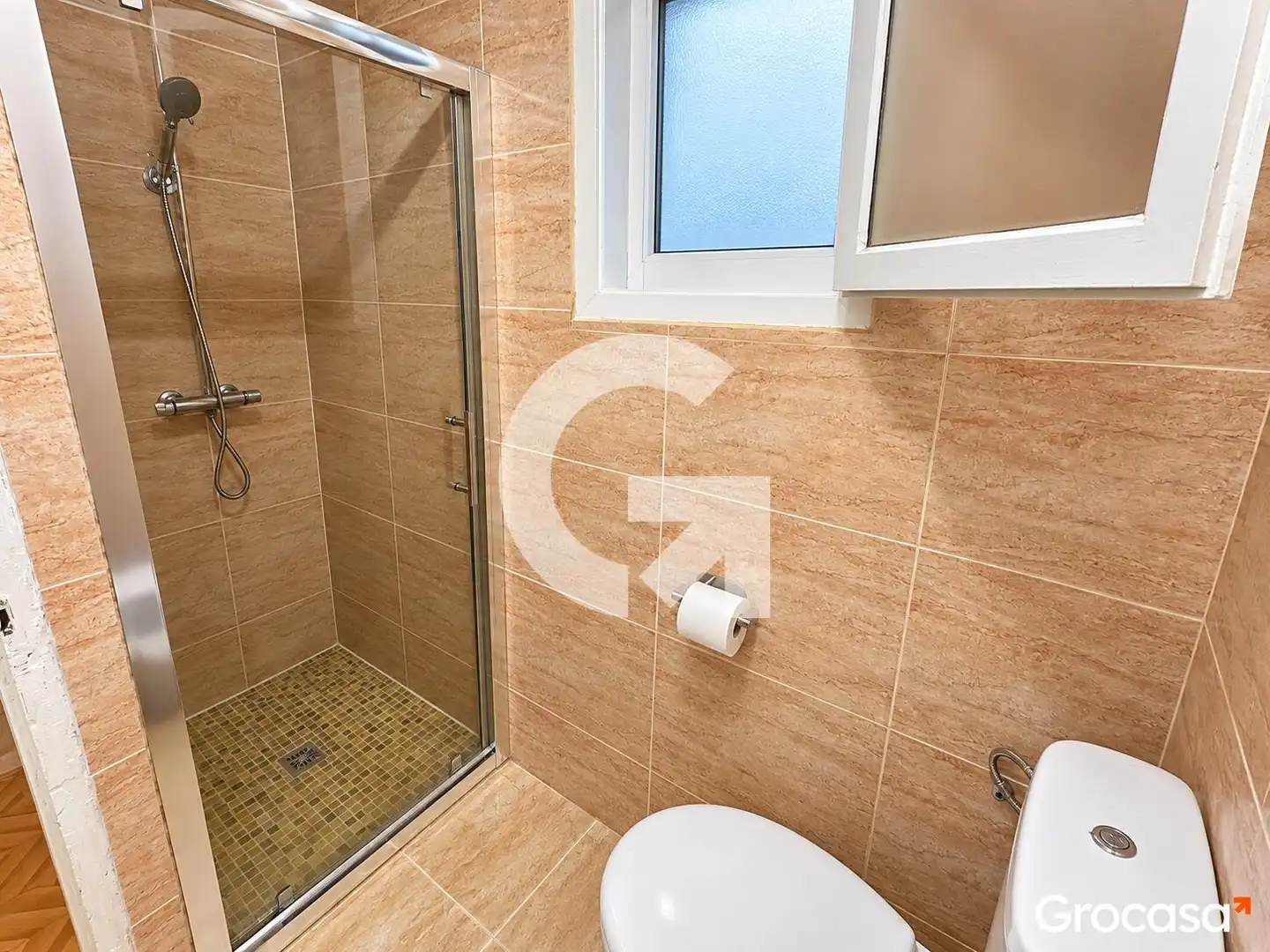Piso con terraza en venta en CL OLOT, imagen 13
