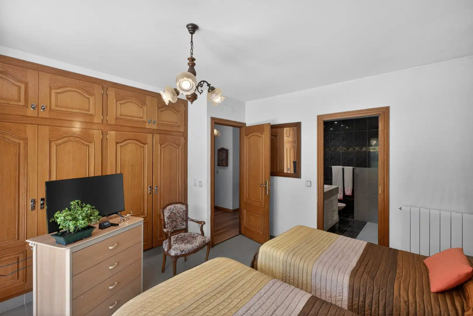 Schlafzimmer von Haus oder Chalet zum Verkauf in Quart mit Klimaanlage, Heizung und Abstellraum