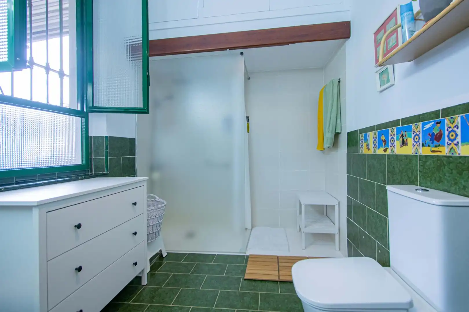 Baño de Casa o chalet en venta en Espartinas con Jardín privado, Terraza y Trastero