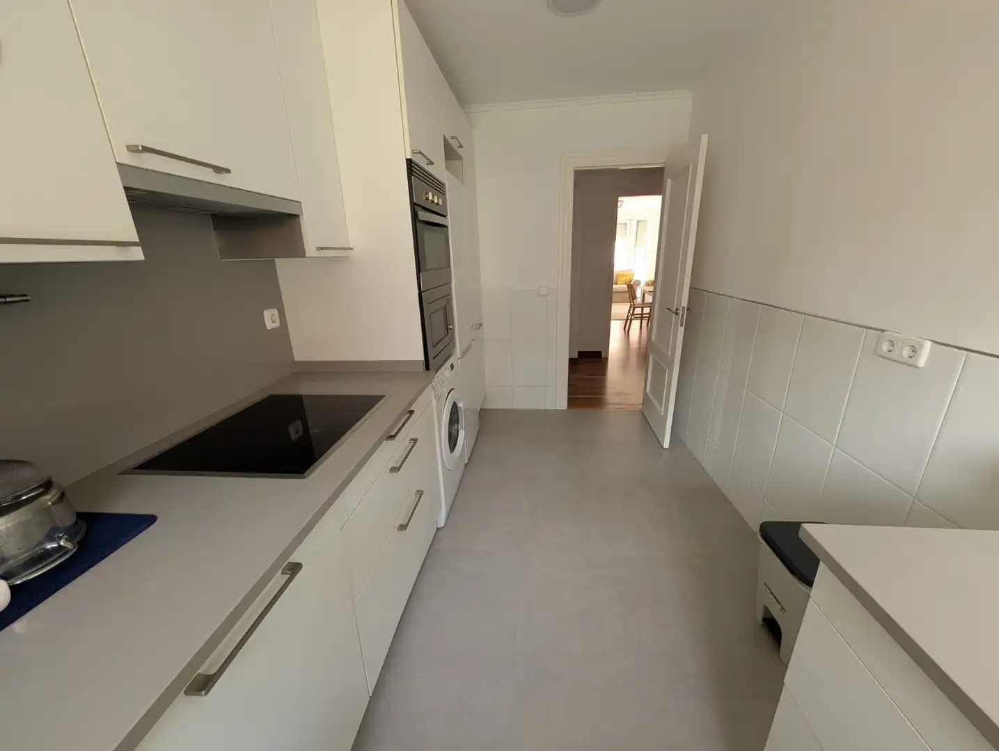 Flat for rent in Calle Arsenio Odriozola, Valdenoja