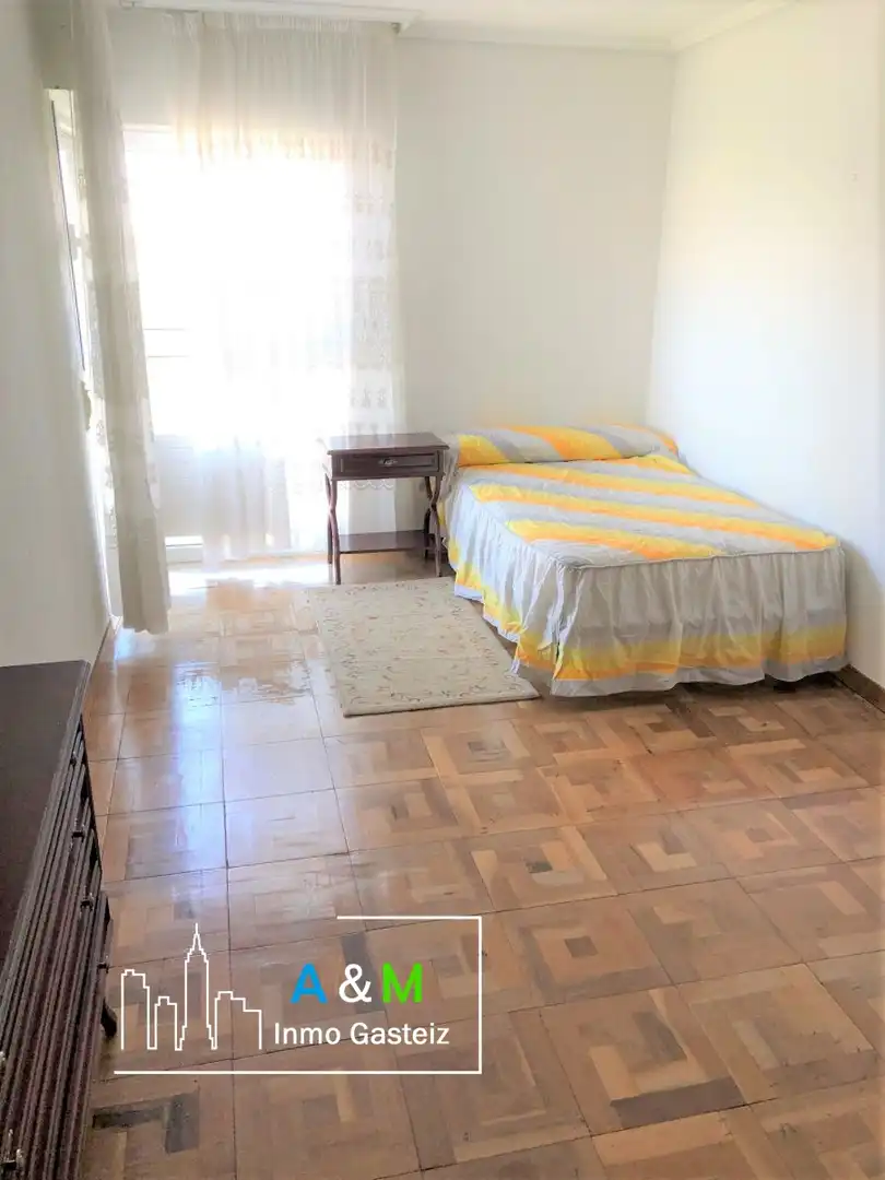 Flat for rent in JOSE ATXOTEGI, Gazalbide