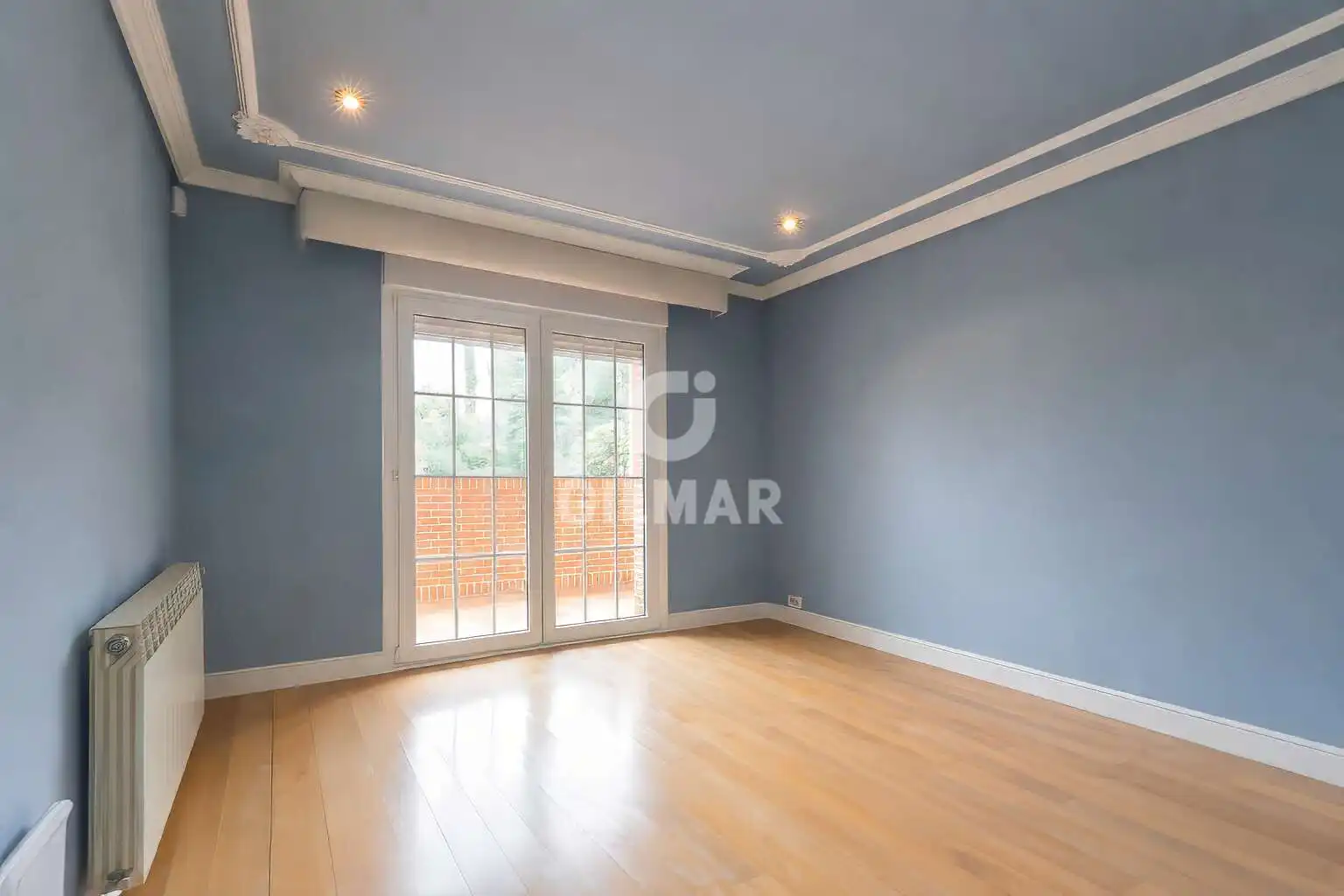 Bedroom of Houses for sale in Pozuelo de Alarcón  with Heating, Private garden and Swimming Pool