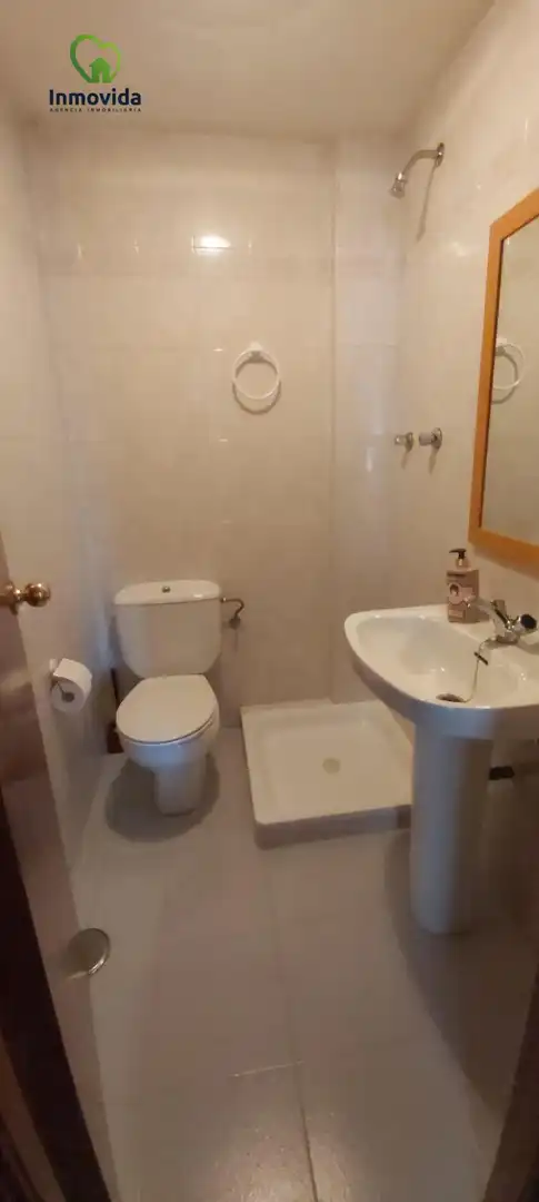 Bathroom of Flat for sale in Córdoba  with Private garden and Storage room