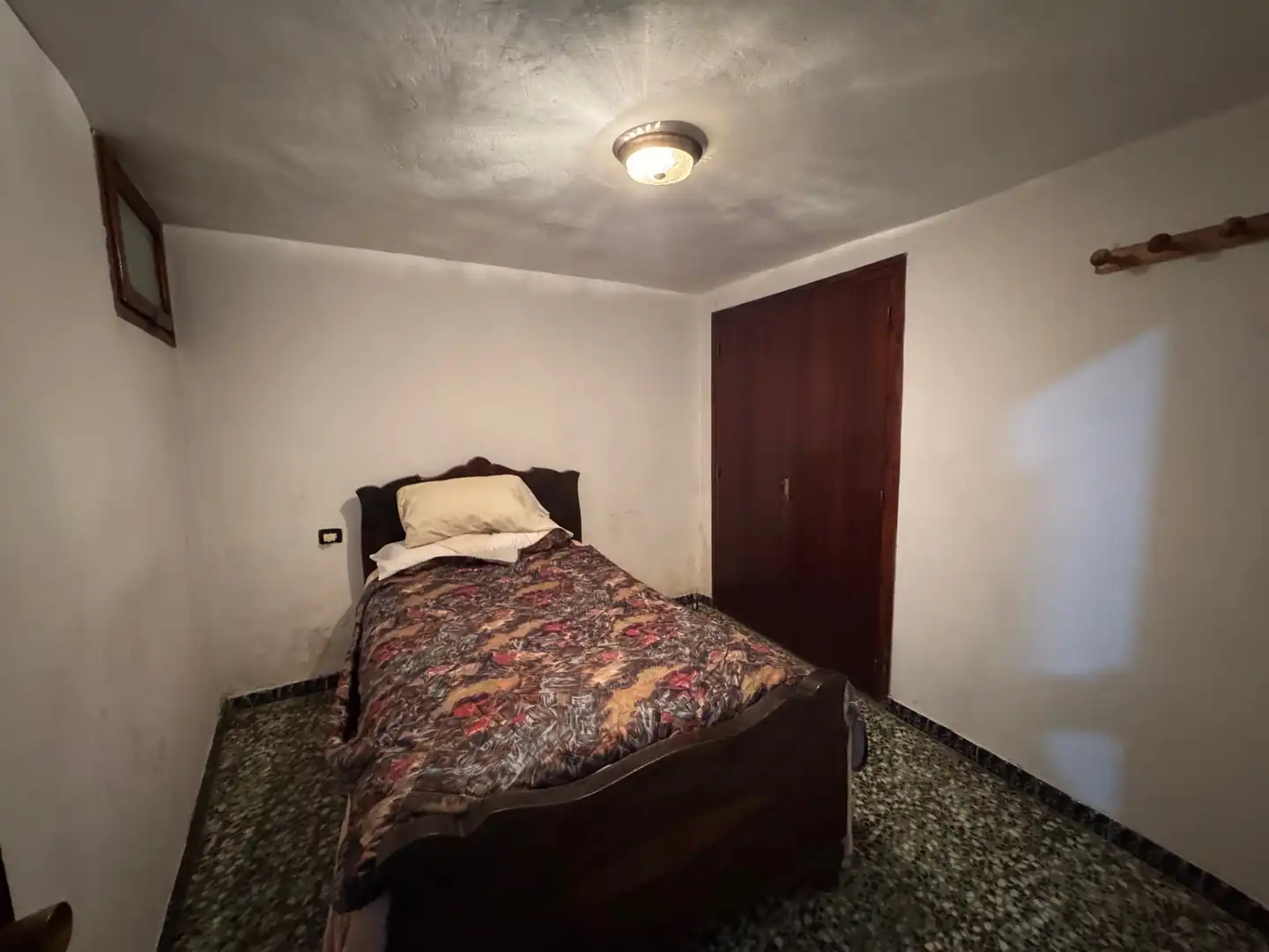 Habitación de Casa adosada en venta en Ráfales con Amueblado, Horno y Microondas