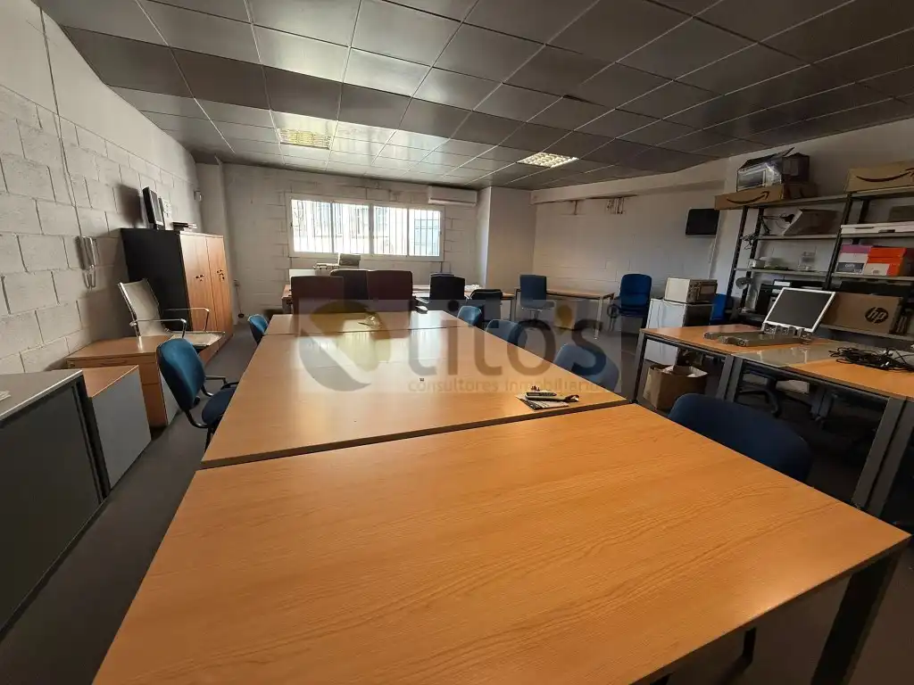 Büro zur Miete in Dos Hermanas