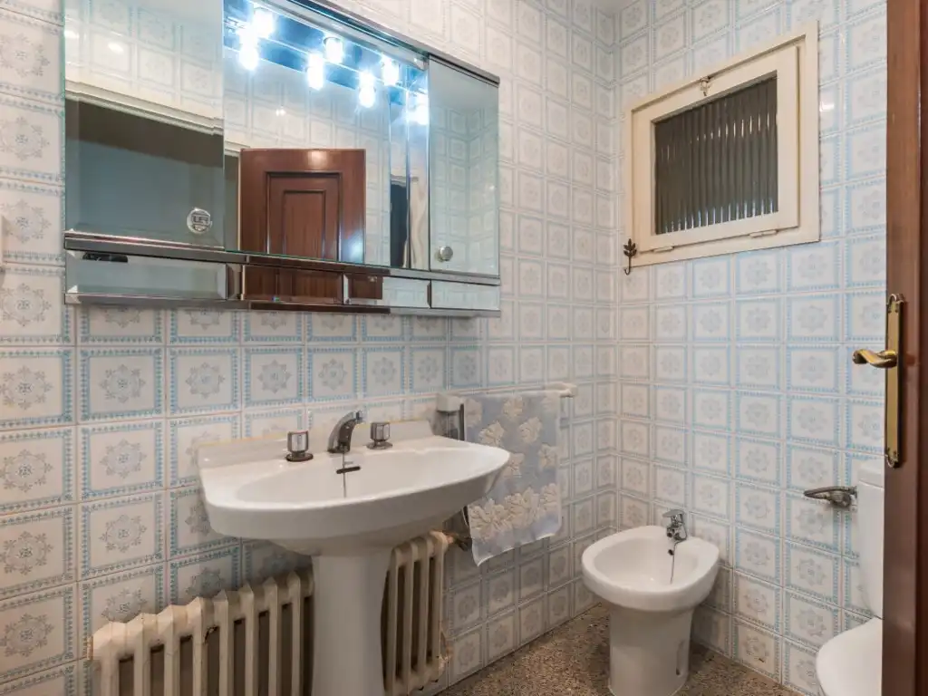 Flat with lift for sale in Calle Eduard Rodeja 6, imagen 4