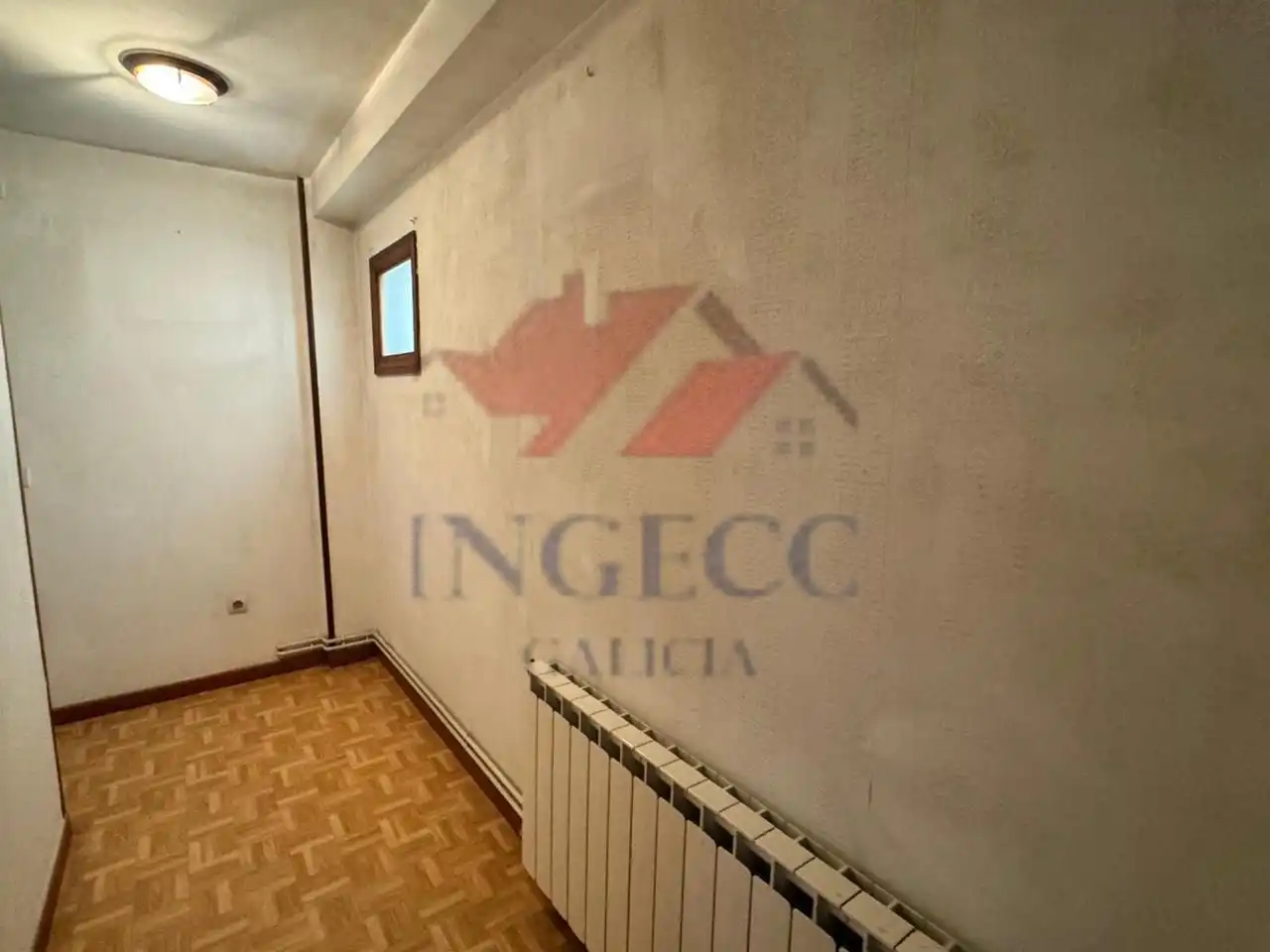 Piso en venta en A Coruña Capital  con Calefacción, Parquet y Trastero