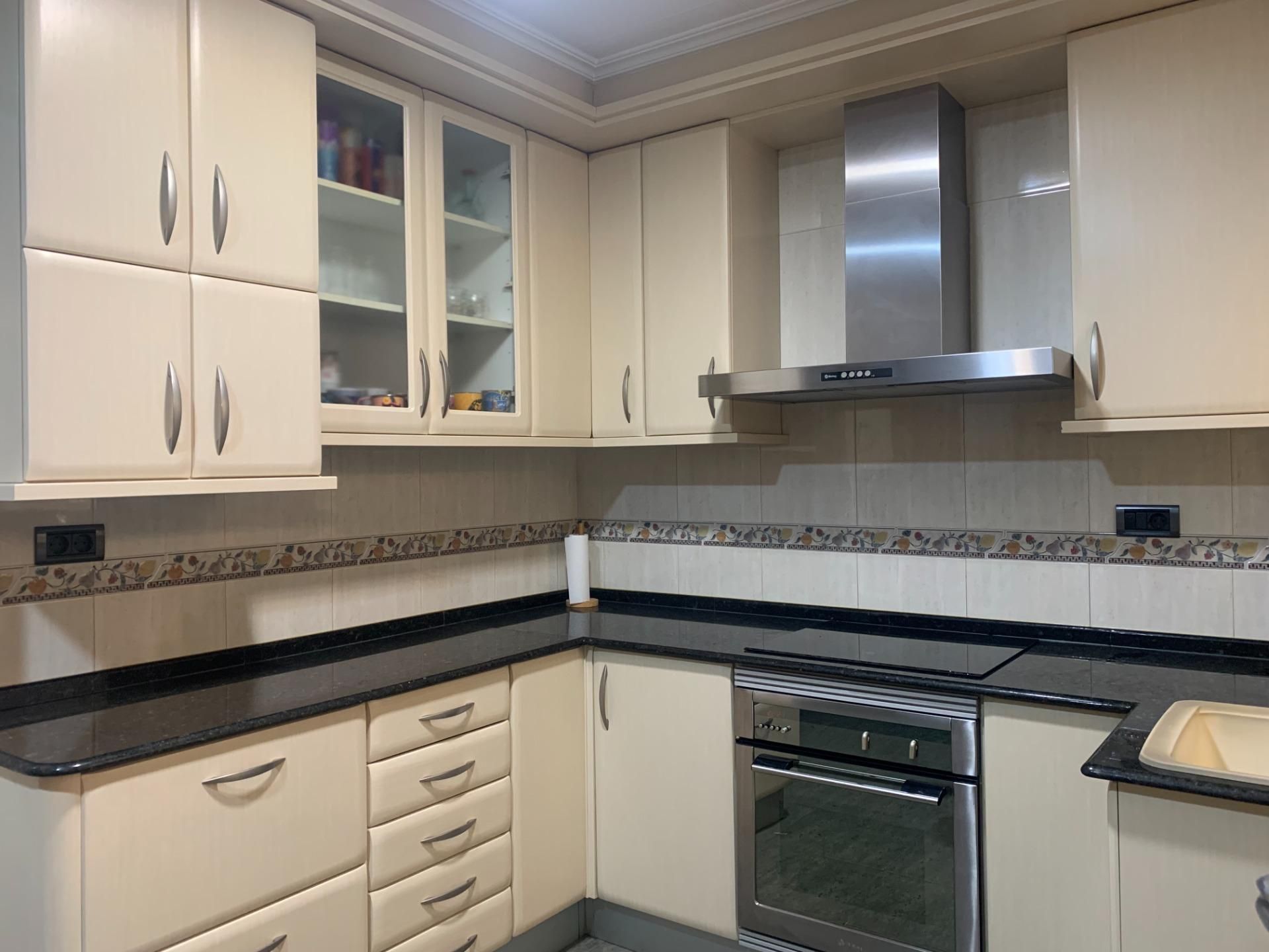 Kitchen of House or chalet for sale in Nules  with Air Conditioner