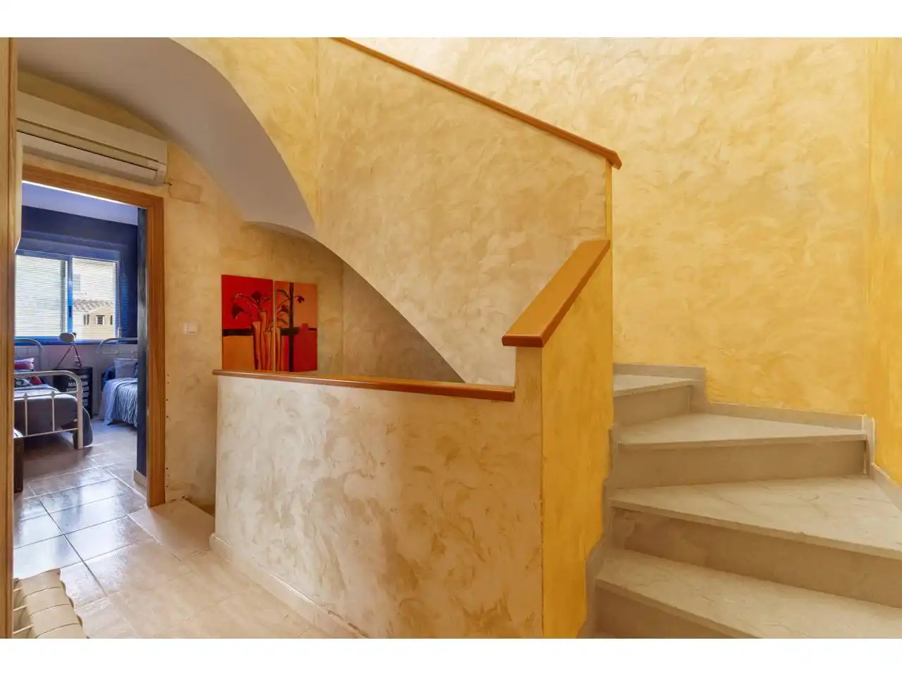 Detached homes for sale in La Pobla de Vallbona  with Air Conditioner, Heating and Private garden
