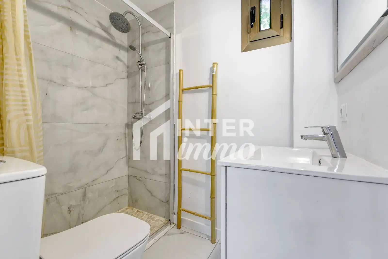 Mini appartamento con piscina in vendita a Calle Josep Carner 8, imagen 17