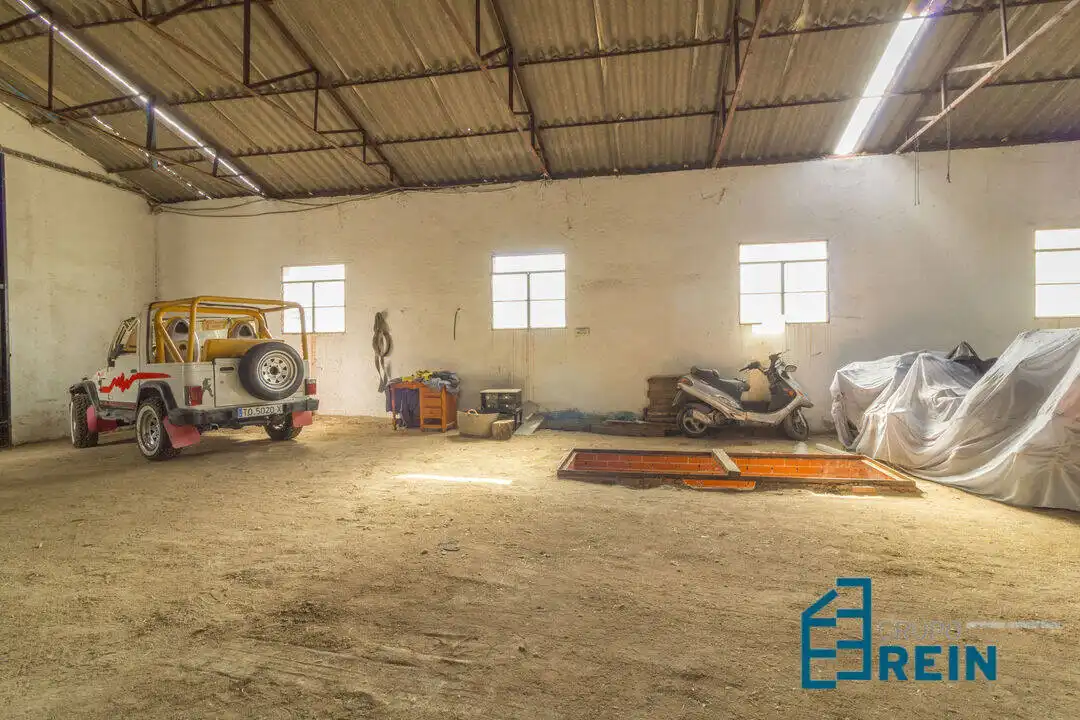 Industrial buildings for sale in Recas, Toledo