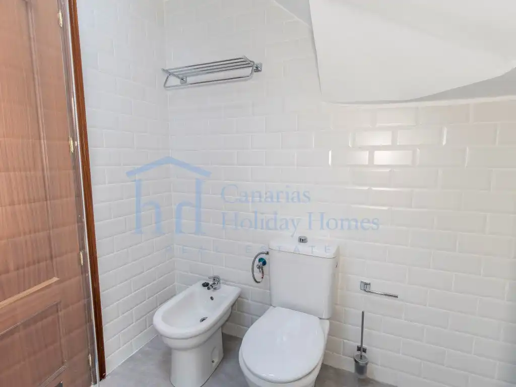 Bany de Àtic en venda en Arona amb Piscina comunitària