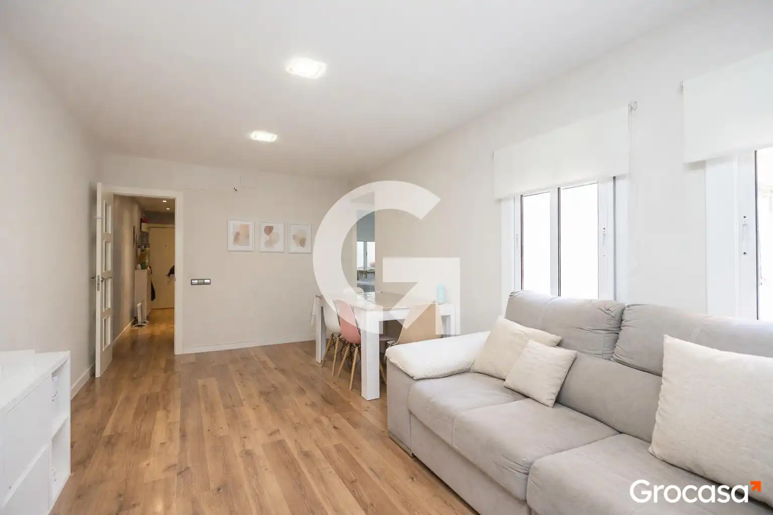 Sala de estar de Piso en venta en Sant Boi de Llobregat con Aire acondicionado, Calefacción y Horno