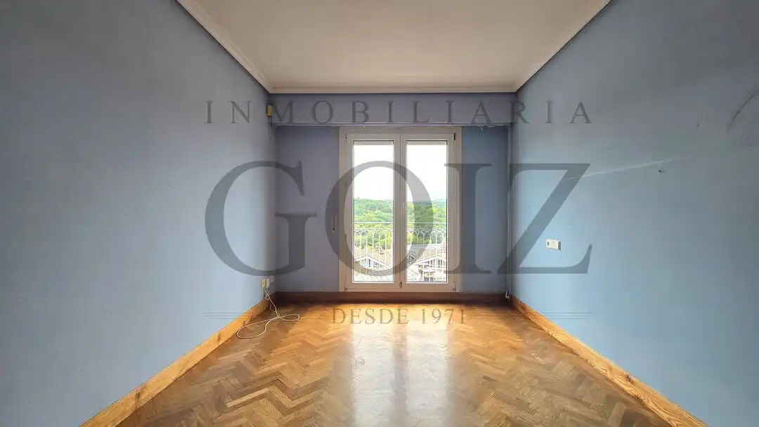 Habitación de Casa adosada en venta en Donostia - San Sebastián  con Calefacción, Terraza y Trastero