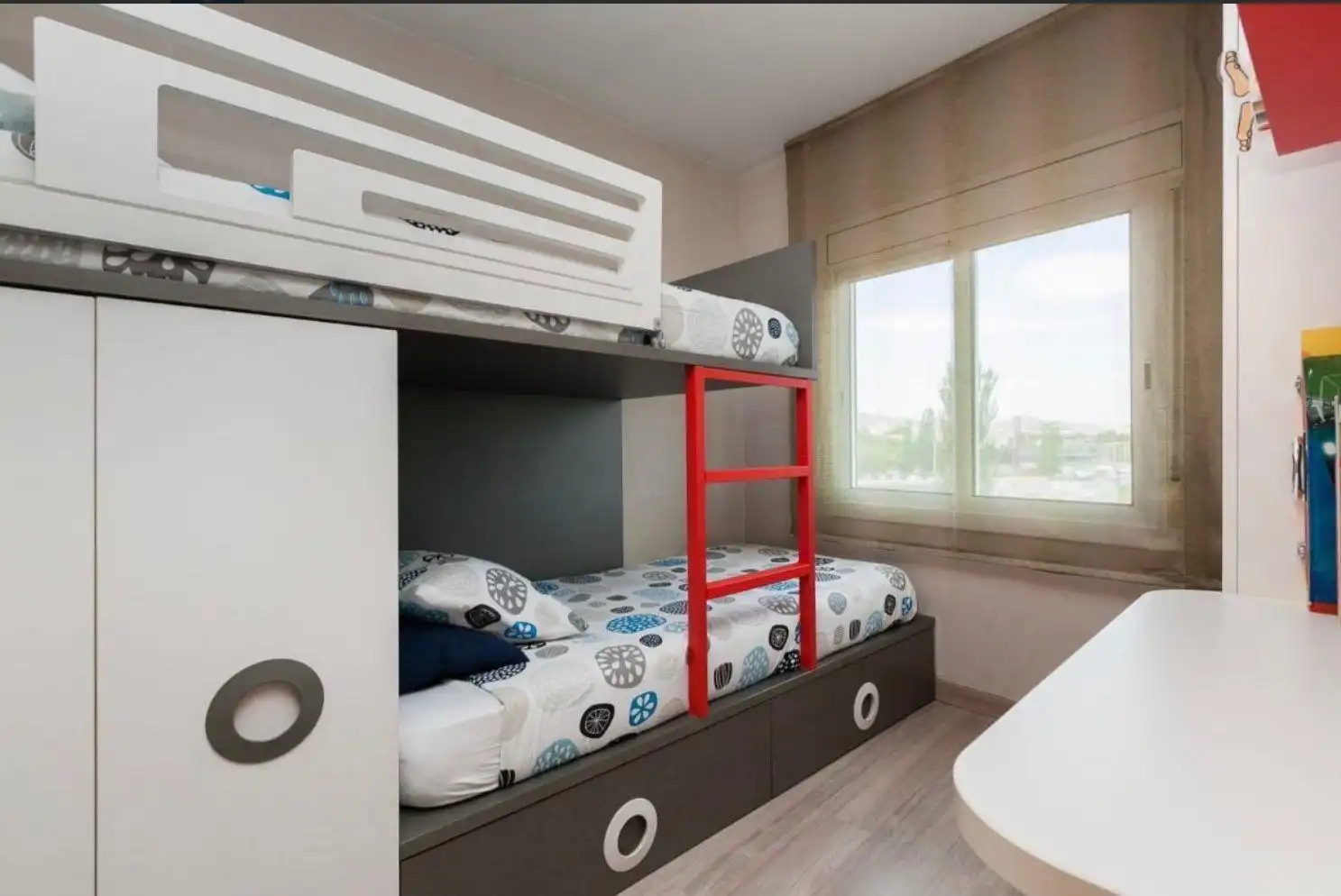 Flat with terrace for sale in Avenida CORTS CATALANES, imagen 9