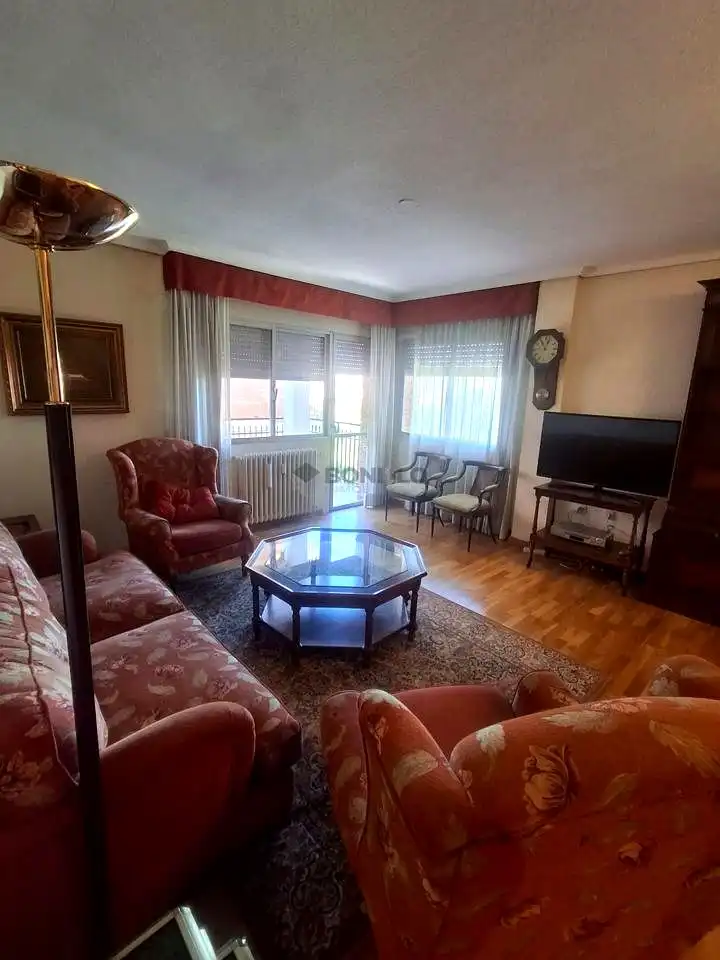 Flat with lift to rent in Ronda del Parque, imagen 8