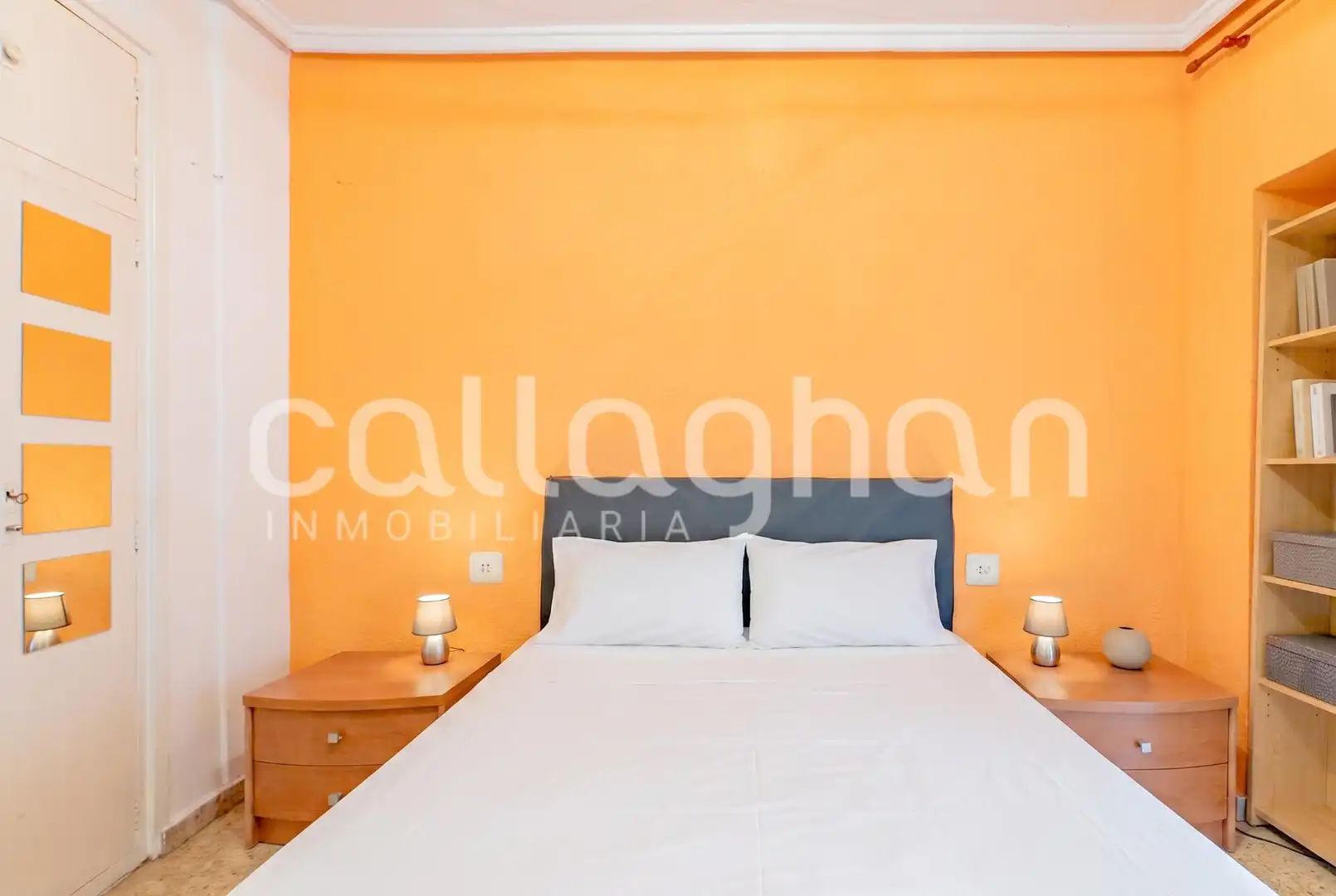 Habitación de Piso en venta en Valencia con Balcón