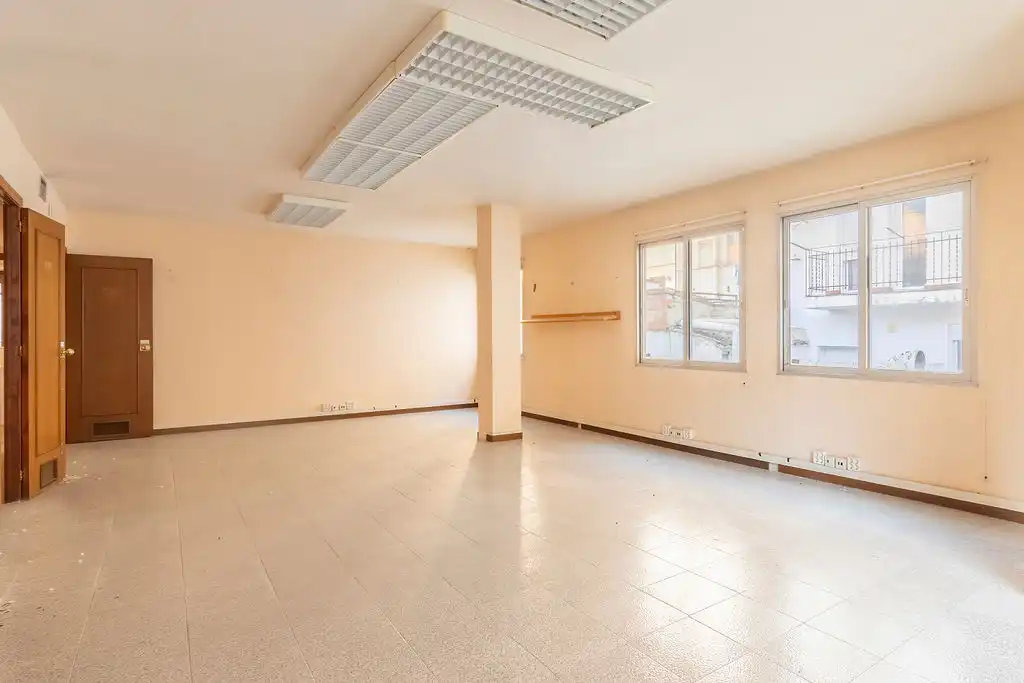 Locale commerciale in vendita a Balmes, imagen 7