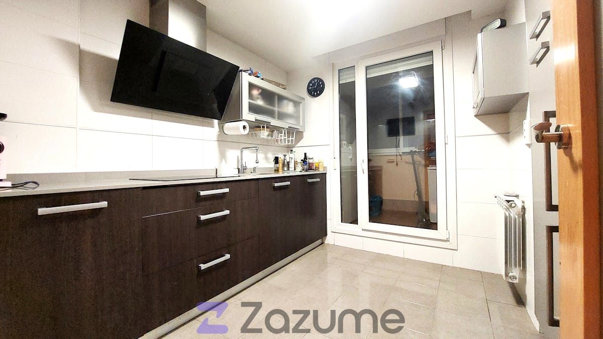 Cuina de Pis de lloguer en Velilla de San Antonio amb Aire condicionat, Calefacció i Parquet