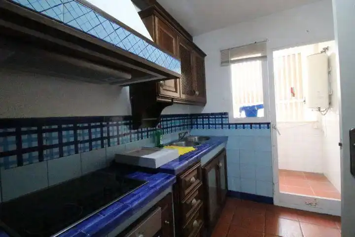Cuina de Pis en venda en Fuengirola amb Terrassa i Piscina comunitària