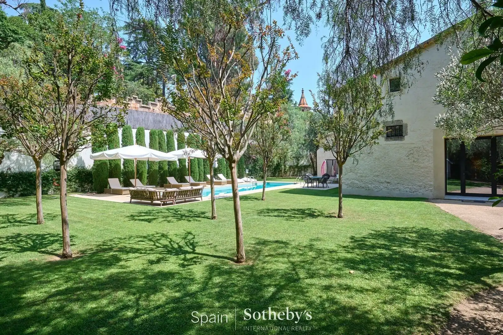 Jardí de Casa o xalet en venda en Alella amb Aire condicionat, Calefacció i Jardí privat