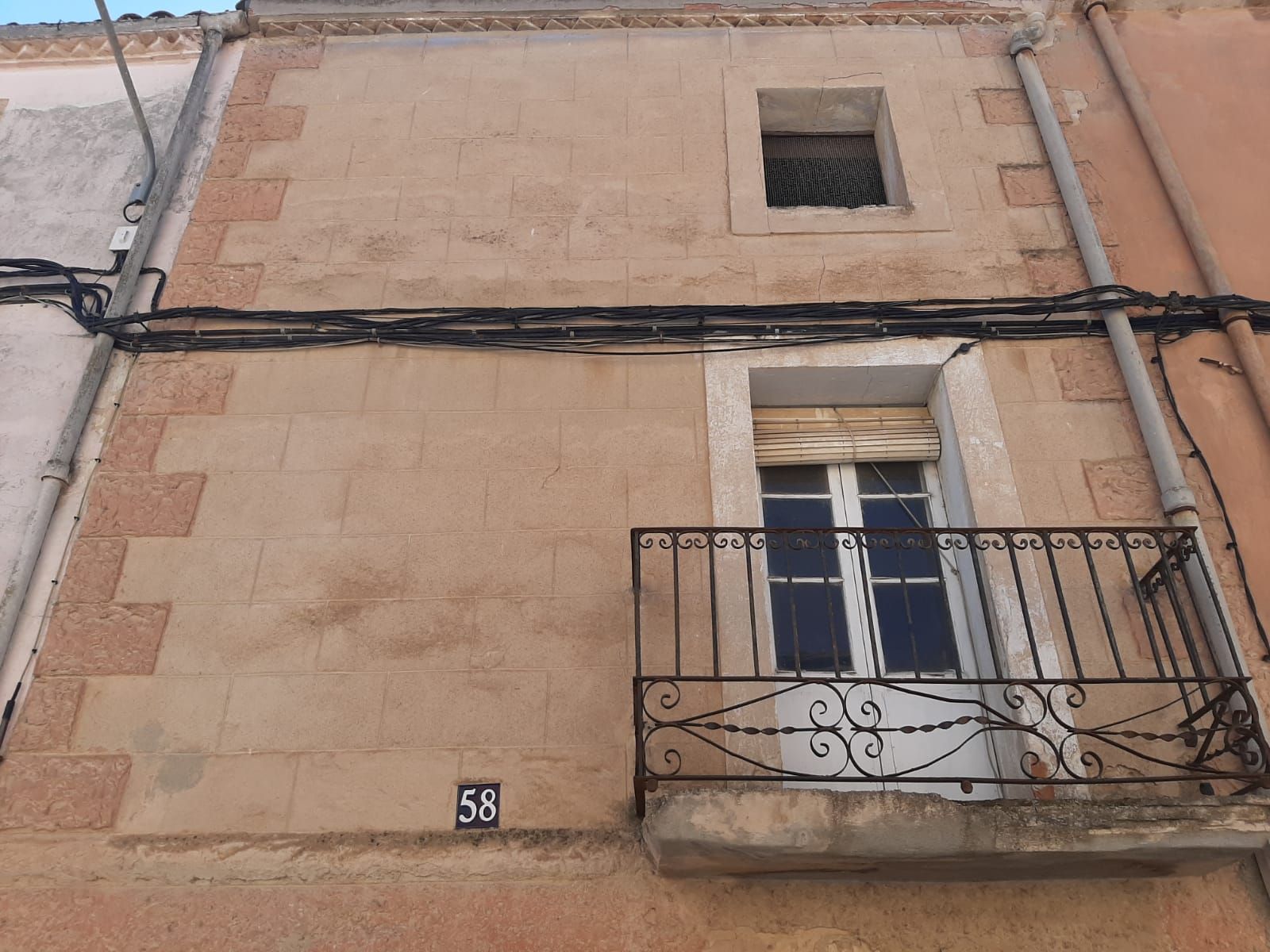 Exterior view of Single-family semi-detached for sale in Castellnou de Seana  with Private garden, Terrace and Balcony