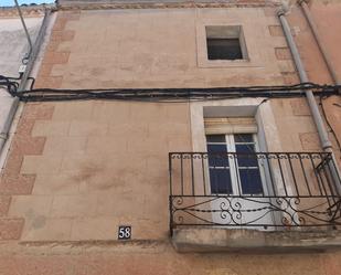 Vista exterior de Casa adosada en venda en Castellnou de Seana amb Terrassa i Balcó