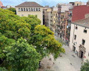 Vista exterior de Apartament de lloguer en  Barcelona Capital amb Aire condicionat