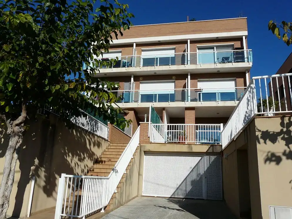 Exterior view of Garage for sale in Calafell