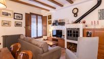 Living room of Single-family semi-detached for sale in Argentona  with Air Conditioner and Heating