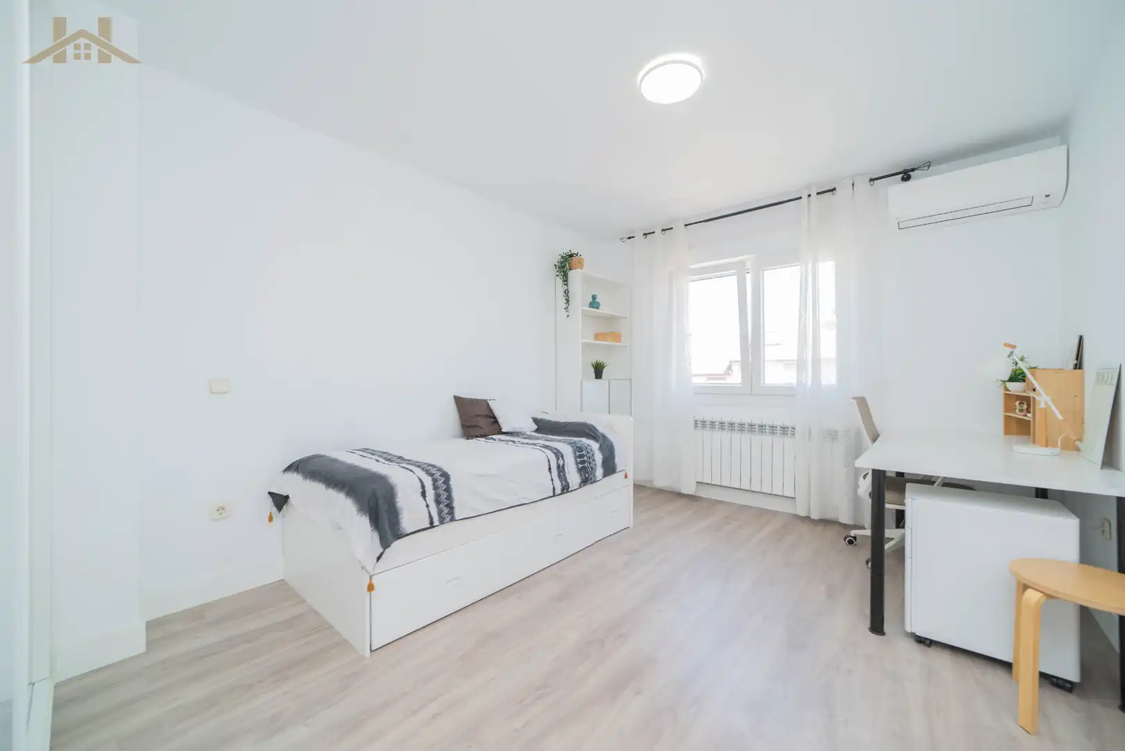 Habitación de Casa adosada en venta en Las Rozas de Madrid