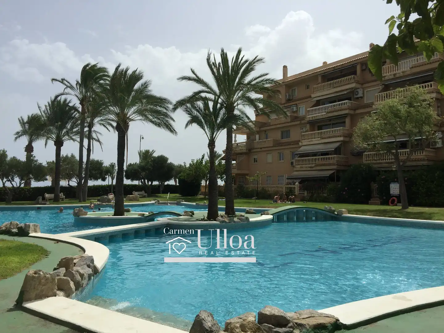 Außenansicht von Wohnung zum Verkauf in El Campello mit Terrasse und Gemeinschaftspool