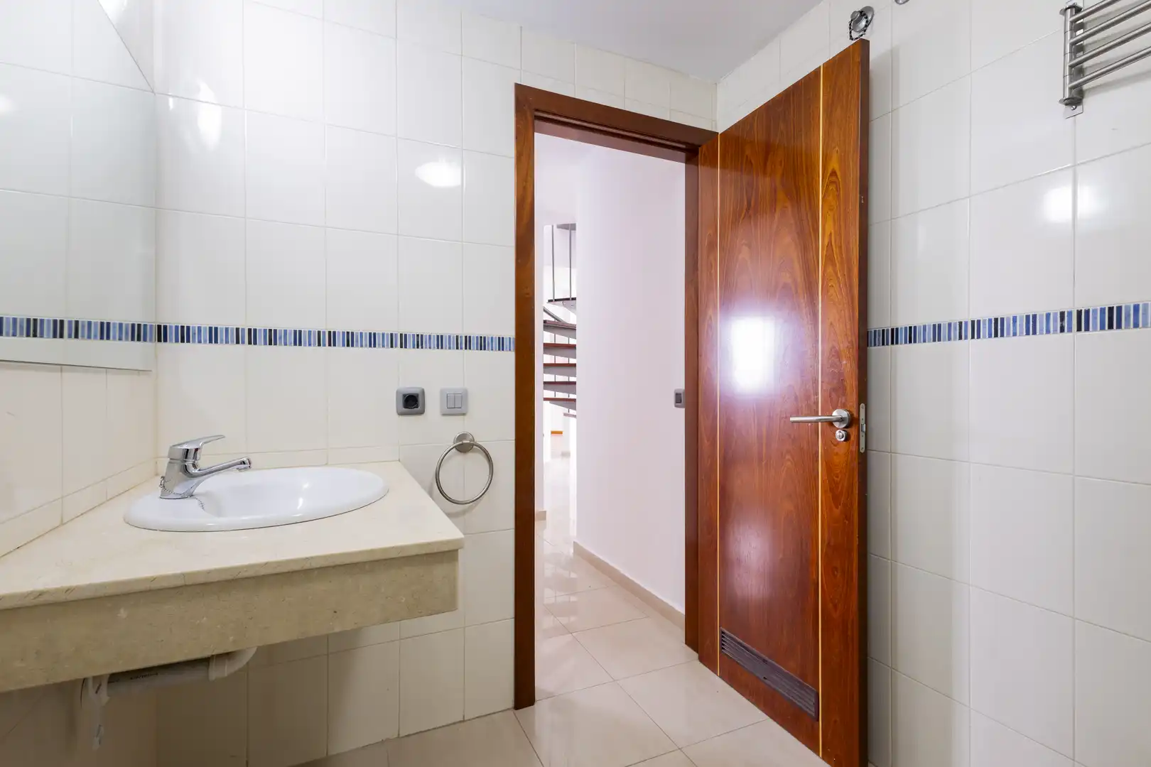 Baño de Ático de alquiler en San Cristóbal de la Laguna con Terraza, Trastero y Balcón