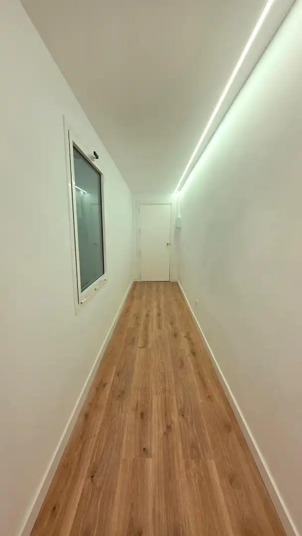 Wohnung zum Verkauf in Tarragona mit Klimaanlage, Heizung und Parkett