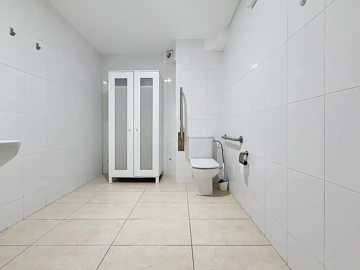 Badezimmer von Geschaftsraum zur Miete in Valencia