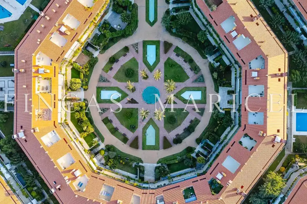 Vista exterior de Piso de alquiler en Sitges con Aire acondicionado, Calefacción y Terraza