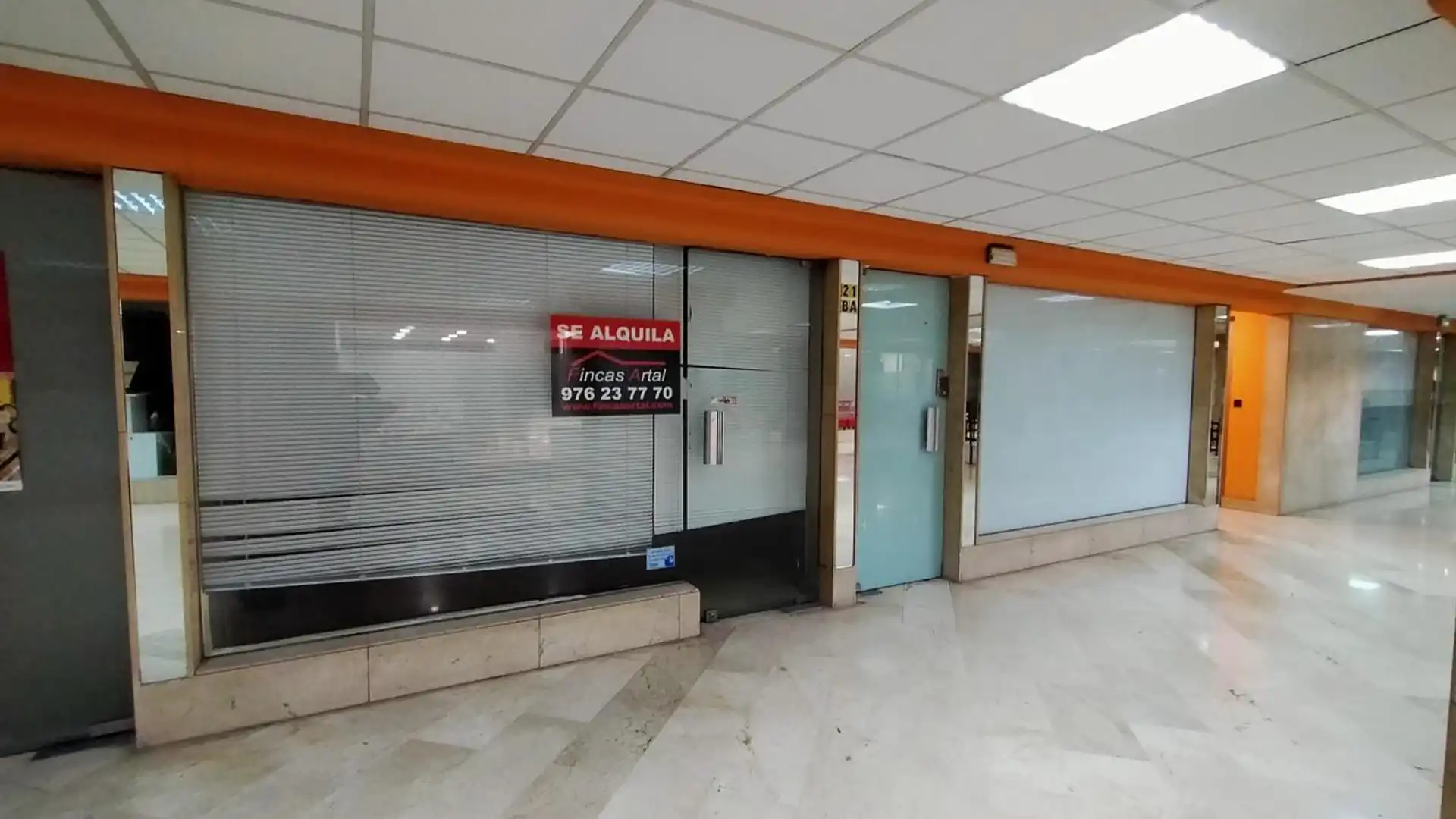 Local de alquiler en De Cesáreo Alierta, La Granja