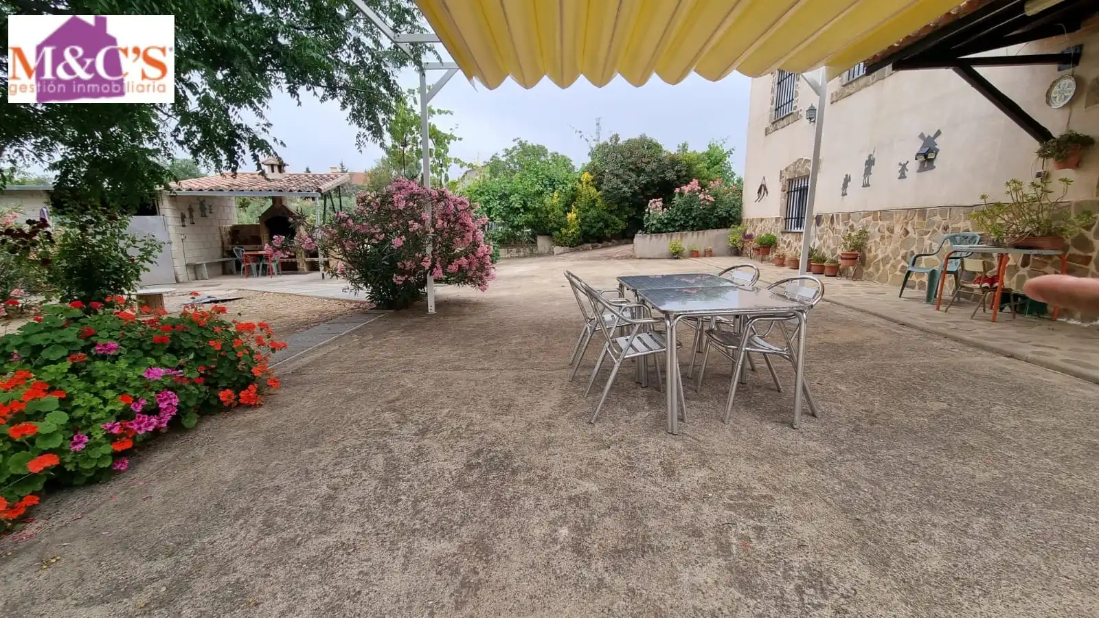 Terrace of Houses for sale in Hinojosas de Calatrava  with Air Conditioner, Heating and Private garden