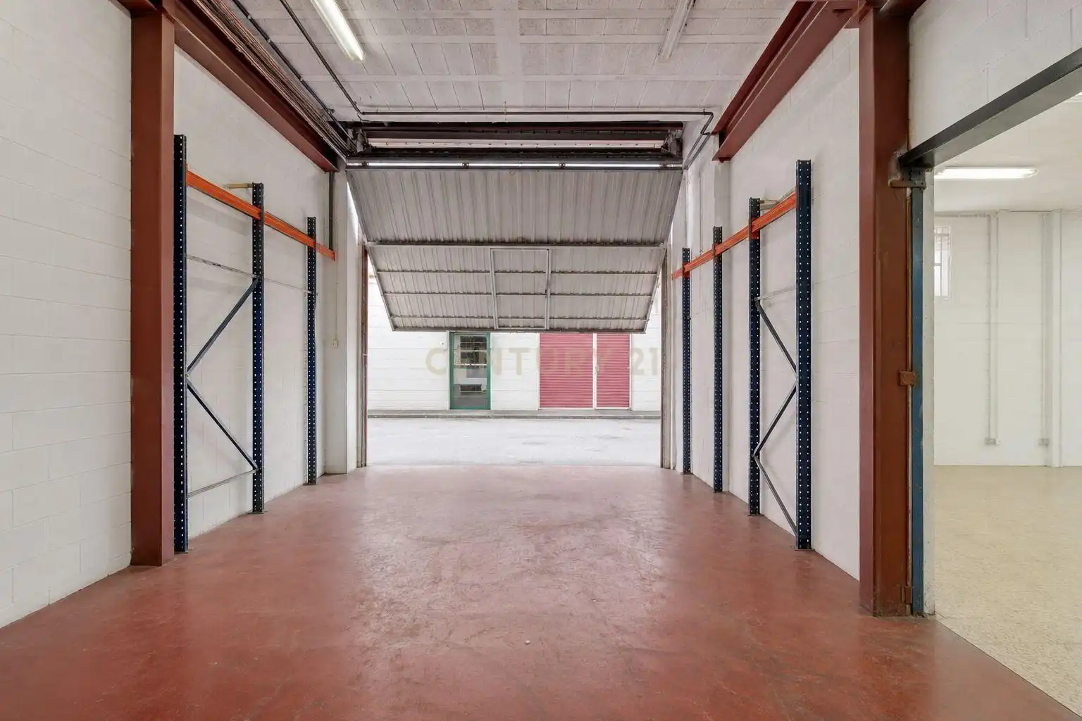 Fabrikhallen zum Verkauf in Donostia - San Sebastián 