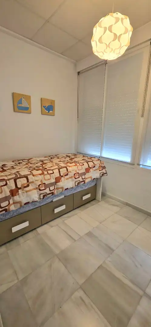 Dormitori de Apartament de lloguer en Torrox amb Aire condicionat, Calefacció i Terrassa