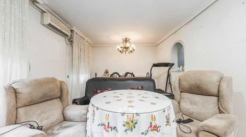 Foto 3 de Piso en venta en Calle Ciudad de Onteniente, 4, Parque Alcosa, Sevilla Capital