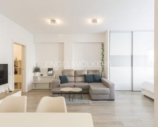 Living room of Apartment to rent in  Barcelona Capital  with Air Conditioner, Heating and Terrace