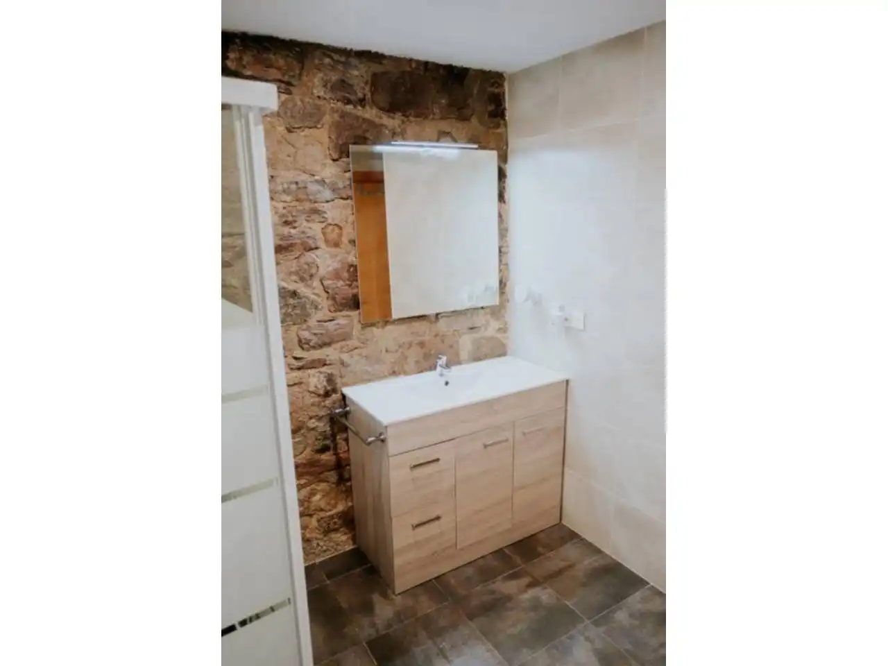 Badezimmer von Wohnung zum Verkauf in Cardona mit Heizung, Parkett und Balkon