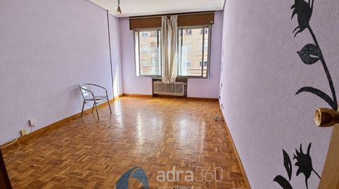 Foto 4 de Piso en venta en Carmen Medrano, Oeste, Logroño