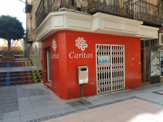 Local comercial en Alquiler en Casco Antiguo